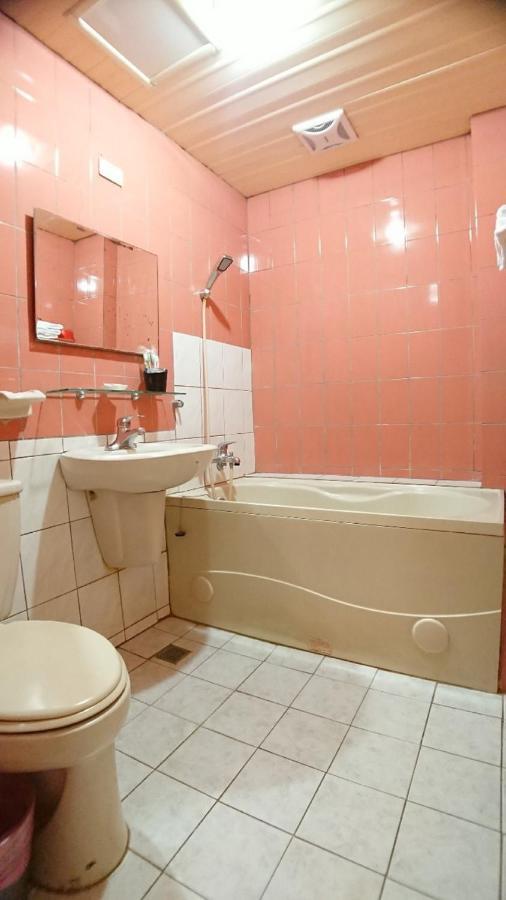Yes Hotel Csiaji Kültér fotó